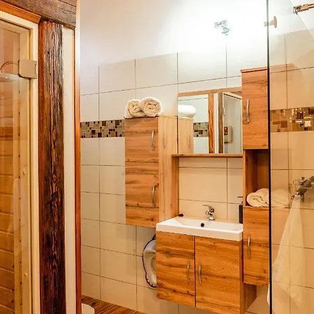 Apartman Na Okraji Mesta S Vlastnim Parkovanim Ceska Lipa Exterior photo